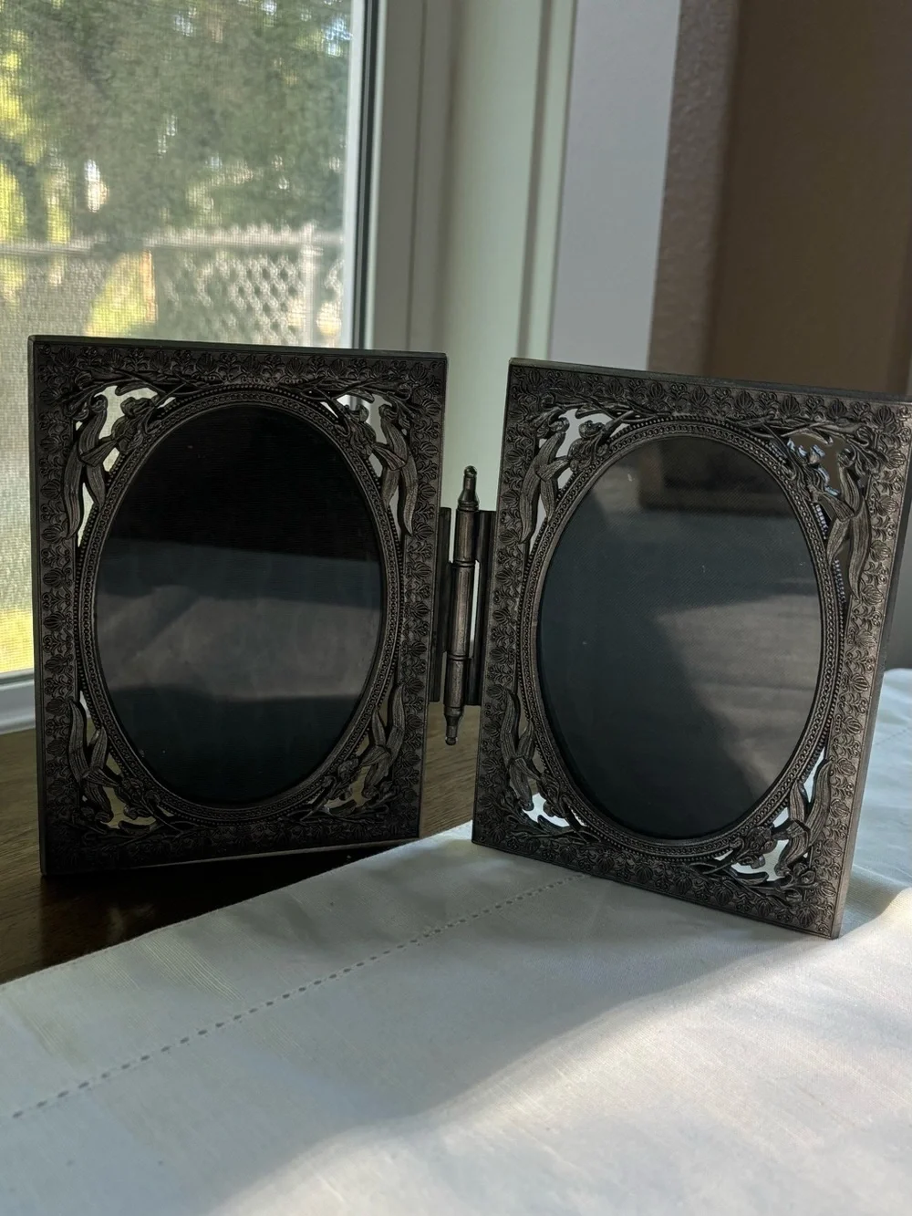 Ornate Hinged Oval Double Photo Frame in Dark Silver Tone